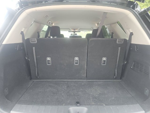 Certified 2025 Nissan Pathfinder SV FWD image 2