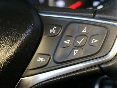 Used 2020 Chevrolet Equinox LT FWD image 24