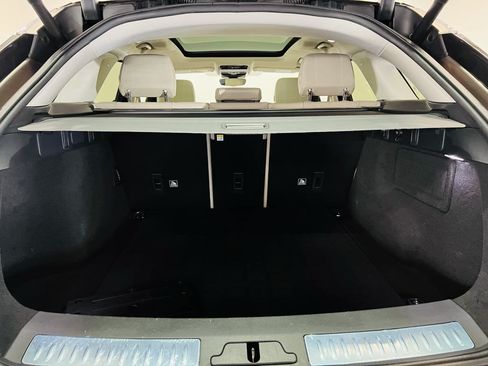 Used 2020 Land Rover Range Rover Velar S AWD/4WD image 23