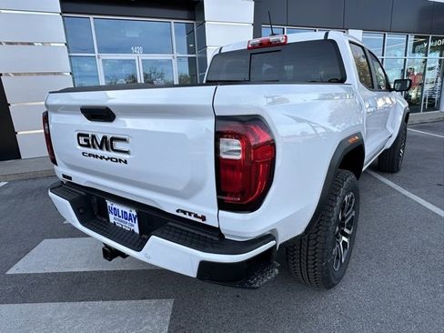 New 2026 GMC Canyon AT4 w/ AT4 Premium Package image 4