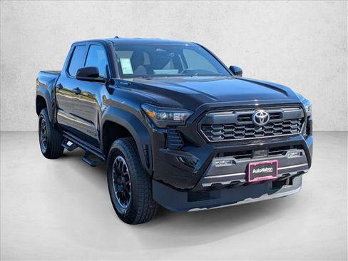 New 2025 Toyota Tacoma TRD Off-Road image 8