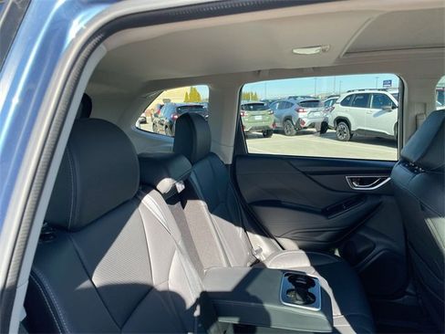 Used 2021 Subaru Forester Touring image 16