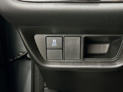 Used 2025 Honda HR-V Sport image 17