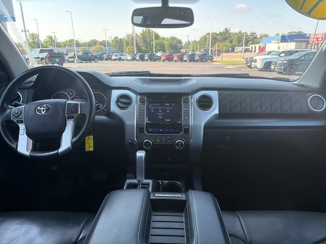 Used 2017 Toyota Tundra Platinum AWD/4WD image 15