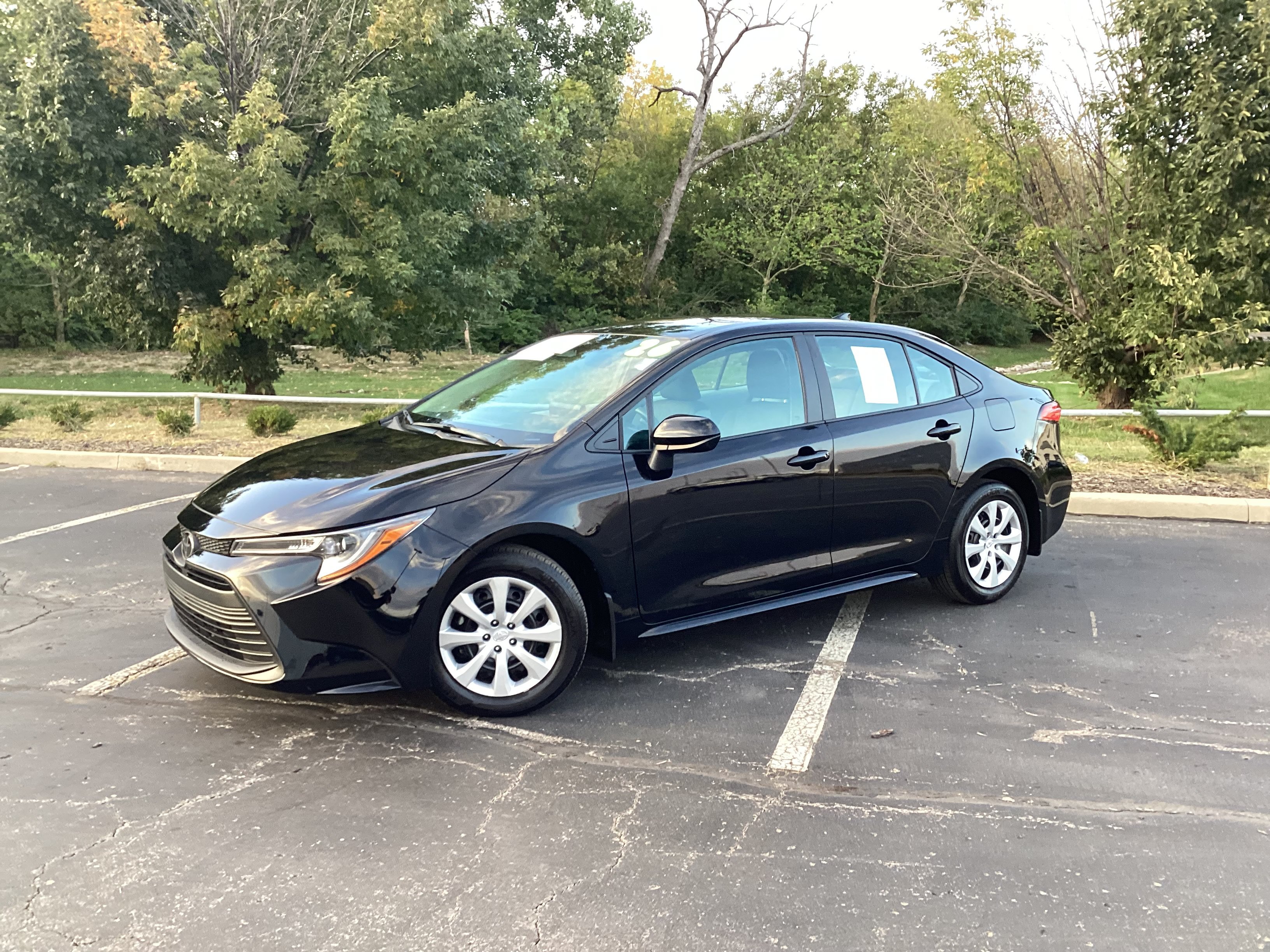 Certified 2026 Toyota Corolla LE FWD image 22