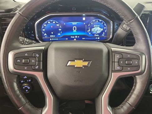Used 2022 Chevrolet Silverado 1500 LT image 12