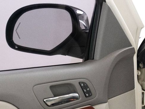 Used 2010 GMC Yukon SLT image 11