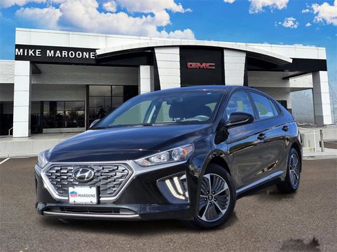 Used 2022 Hyundai Ioniq SE image 1