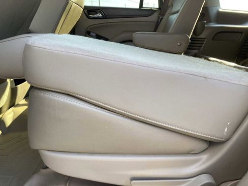 Used 2017 GMC Yukon SLT image 26