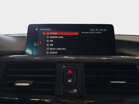 Used 2018 BMW M3 RWD image 25