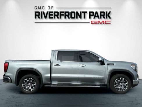 Used 2023 GMC Sierra 1500 SLT w/ SLT Premium Plus Package image 2