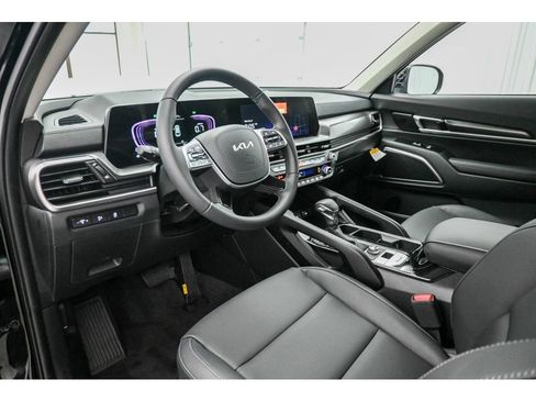New 2025 Kia Telluride LX image 19