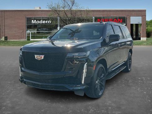 Used 2023 Cadillac Escalade ESV Sport image 1
