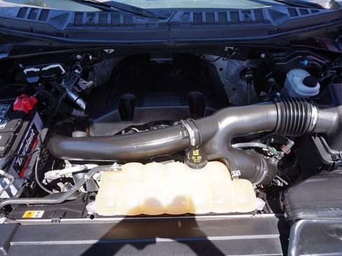 Used 2018 Ford F150 Lariat image 9