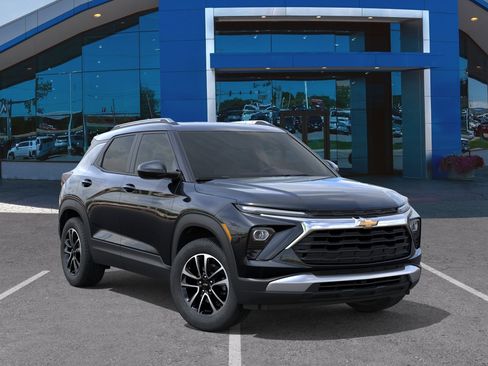 New 2026 Chevrolet TrailBlazer LT w/ LT Cold Weather Package AWD/4WD image 31