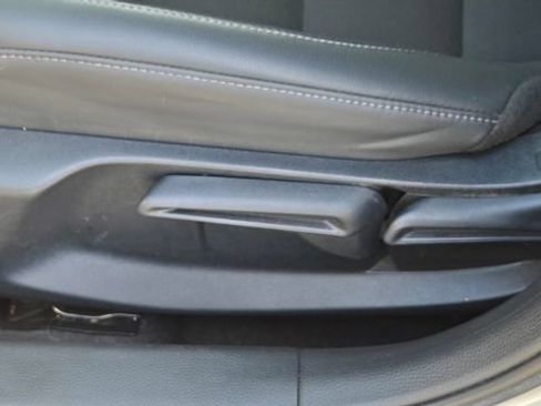 Used 2023 Honda Civic Sport image 14