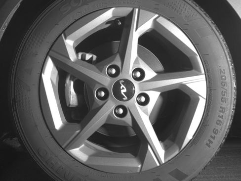 Used 2025 Kia K4 LXS image 12