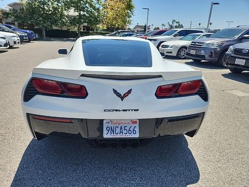 Used 2019 Chevrolet Corvette Stingray Coupe w/ Carbon Flash Badge Package RWD image 4