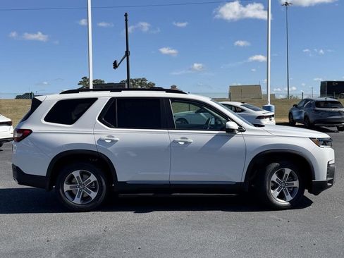 New 2026 Honda Pilot EX-L image 6