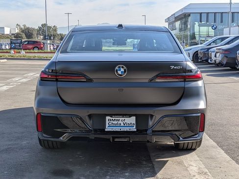 New 2026 BMW 740i RWD image 8