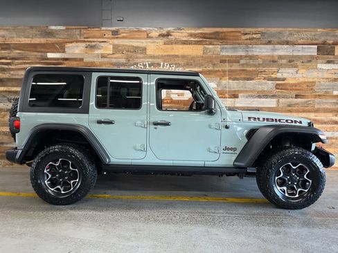 Used 2023 Jeep Wrangler Unlimited Rubicon w/ Dual Top Group image 43