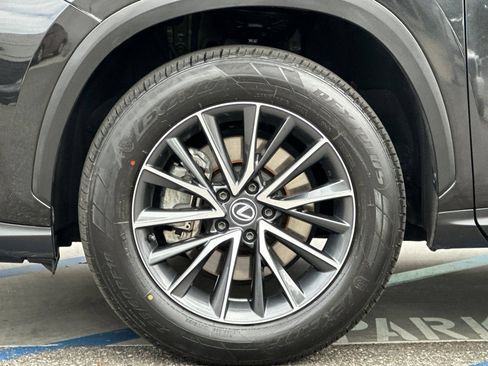 Used 2024 Lexus NX 250 FWD image 26