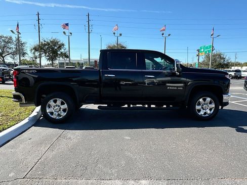 Certified 2022 Chevrolet Silverado 2500 LTZ w/ LTZ Convenience Package AWD/4WD image 4