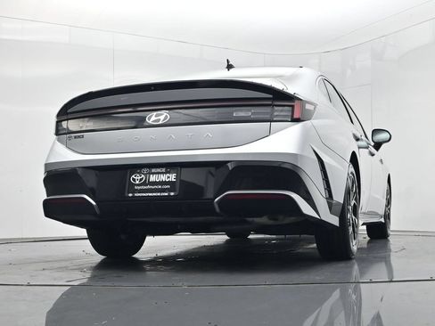 Used 2025 Hyundai Sonata SEL FWD image 39