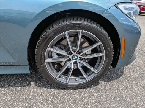 Used 2021 BMW 330i Sedan w/ Premium Package RWD image 11