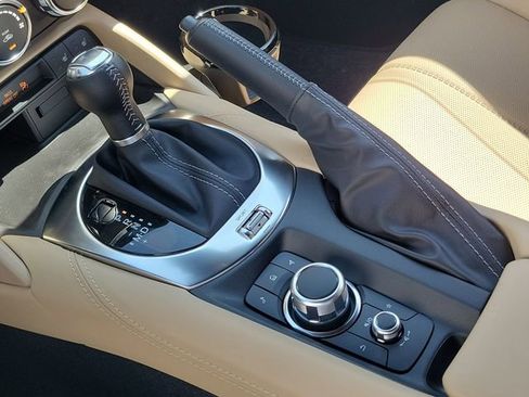 New 2026 MAZDA MX-5 Miata Grand Touring w/ Weather Package RWD image 15
