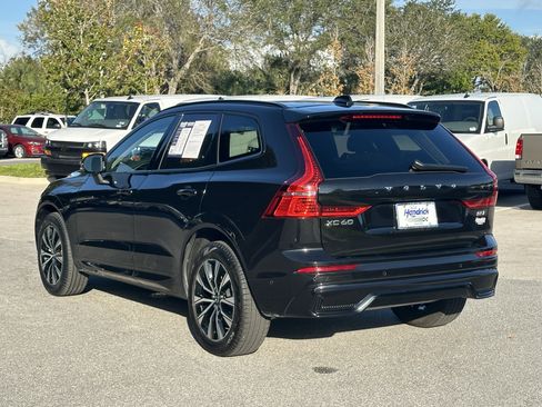 Used 2025 Volvo XC60 B5 Plus image 7