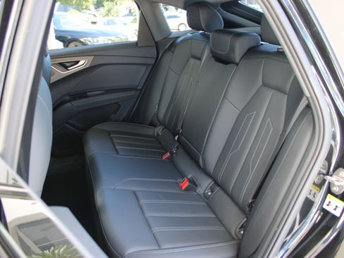 Used 2023 Audi Q4 e-tron Premium Plus w/ Premium Plus AWD/4WD image 23