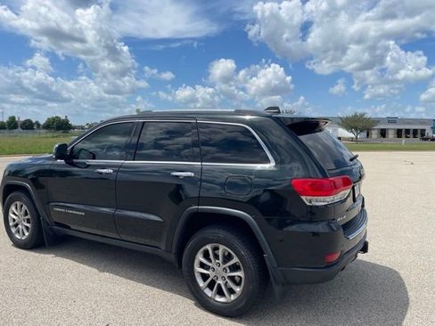 Used 2014 Jeep Grand Cherokee Limited w/ Trailer Tow Group IV AWD/4WD image 4