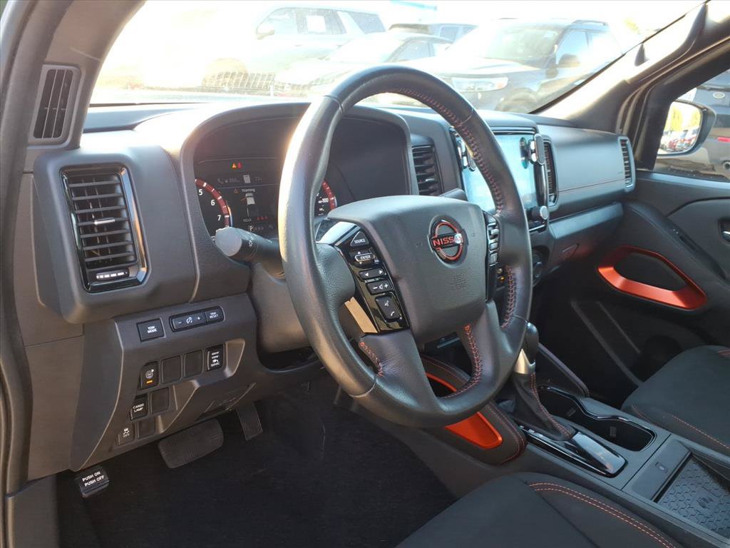 Used 2024 Nissan Frontier Pro-X w/ Pro Convenience Package RWD image 17