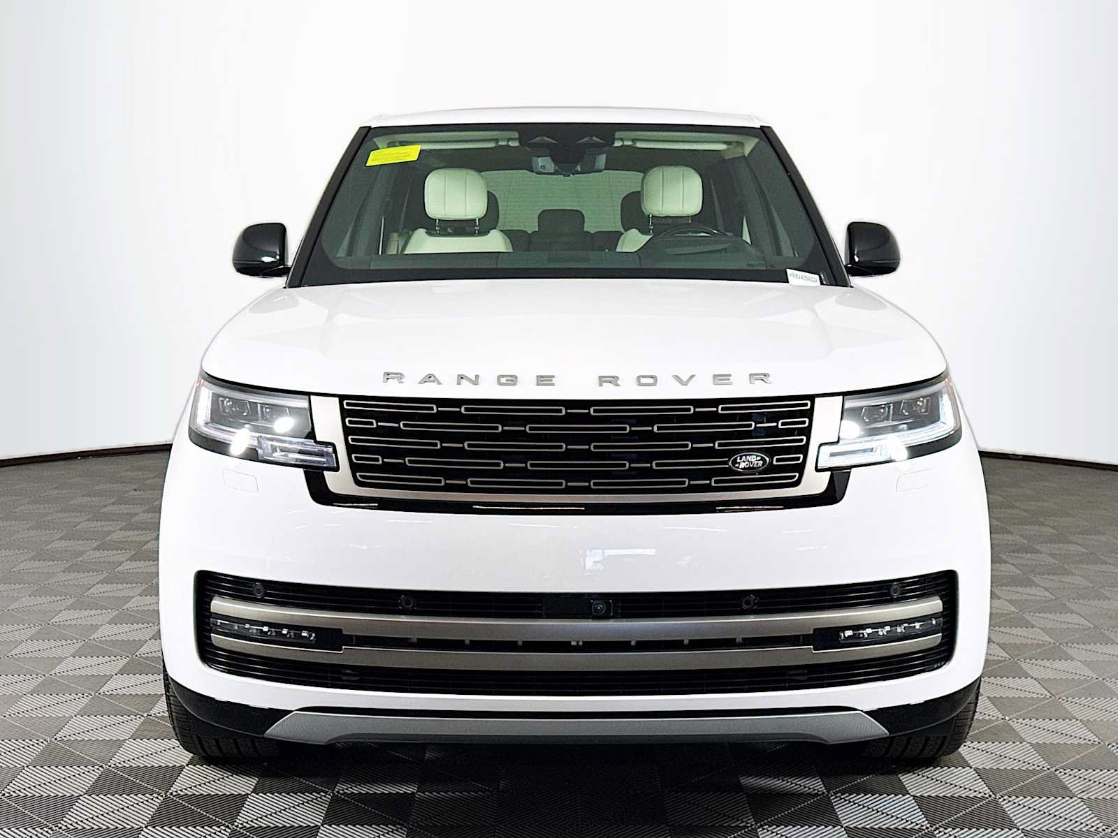 New 2027 Land Rover Range Rover SE AWD/4WD image 2