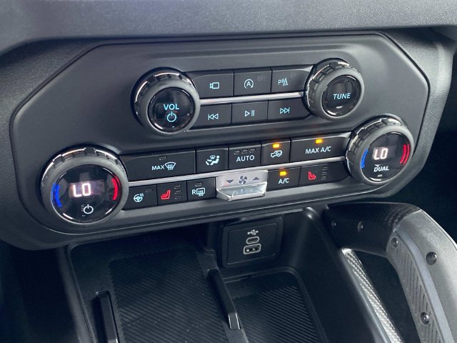 New 2026 Ford Bronco Raptor w/ Interior Carbon Fiber Pack AWD/4WD image 22