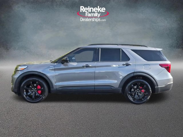 Used 2023 Ford Explorer ST-Line w/ Class IV Trailer Tow Package AWD/4WD image 9