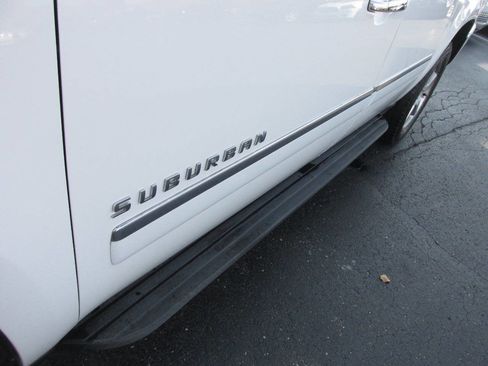 Used 2012 Chevrolet Suburban LTZ AWD/4WD image 36