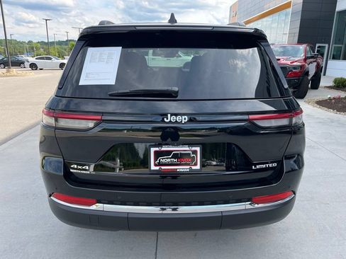 Used 2025 Jeep Grand Cherokee Limited AWD/4WD image 17