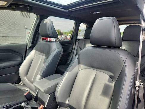 Used 2025 Subaru Forester Limited AWD/4WD image 22