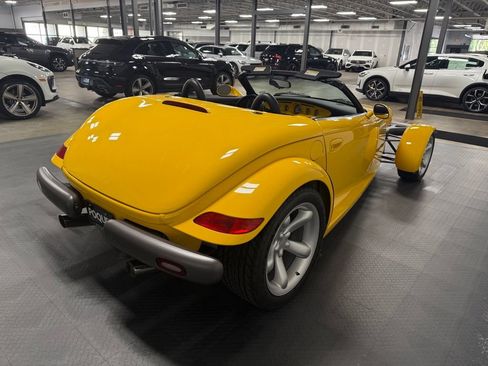 Used 1999 Plymouth Prowler RWD image 4