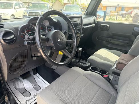Used 2007 Jeep Wrangler Sahara w/ Dual Top Group image 23