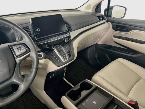 Certified 2026 Honda Odyssey EX-L image 26