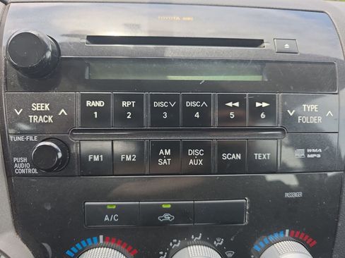 Used 2010 Toyota Tundra 2WD Double Cab image 24