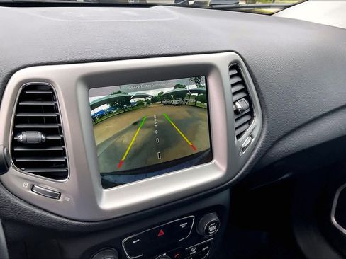 Used 2019 Jeep Compass Latitude w/ Popular Equipment Group image 26