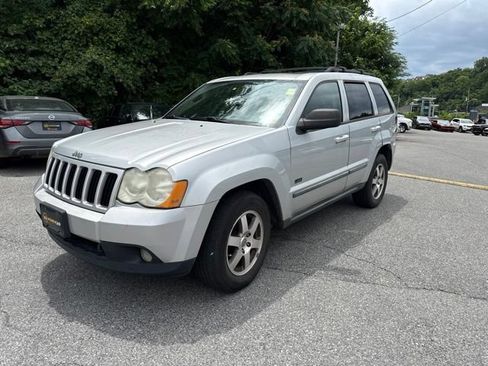 Used 2008 Jeep Grand Cherokee Laredo AWD/4WD image 3