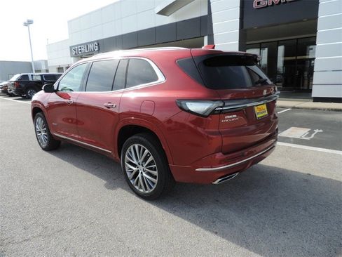 New 2026 Buick Enclave Avenir image 7
