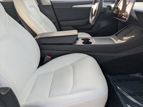 Used 2021 Tesla Model 3 Standard Range Plus image 20
