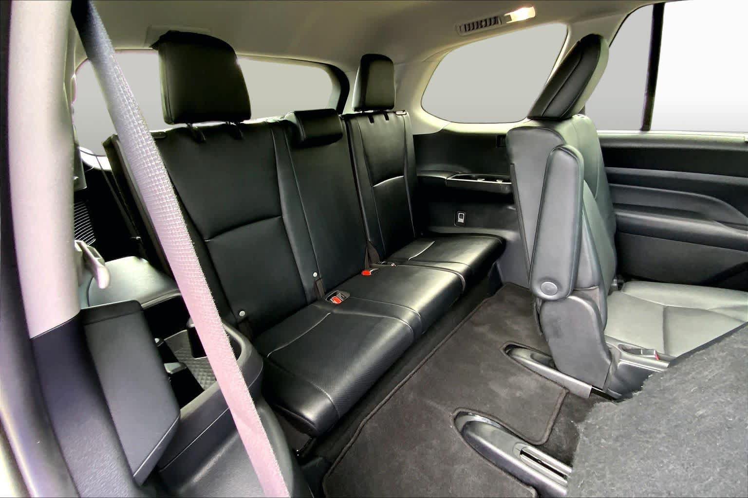 Used 2025 Toyota Grand Highlander AWD image 35