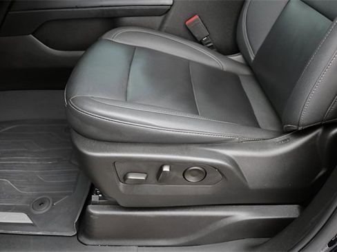 Used 2023 Chevrolet Tahoe Z71 image 15